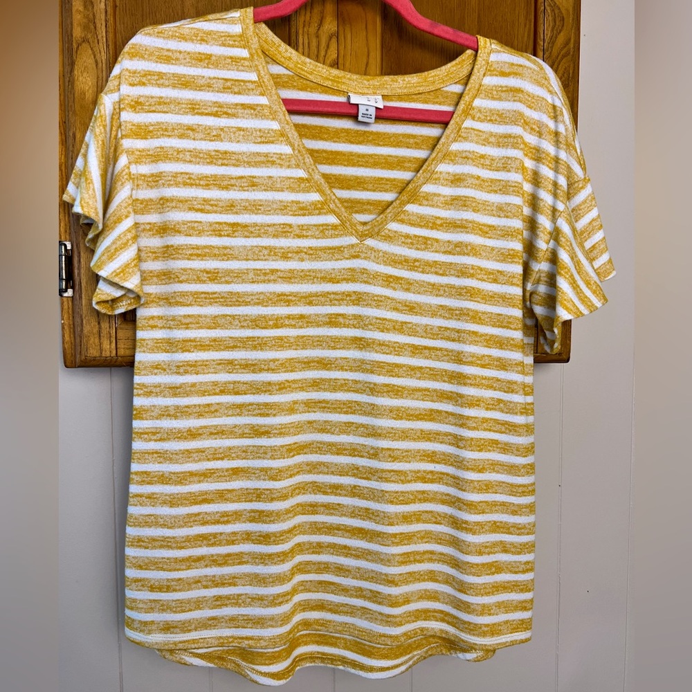 A New Day Yellow Striped Brushed Knit V-neck, Flutter sleeve Tee, Women’s S